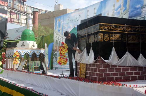 eid-milad-kaaba-masjid-nabwi-models